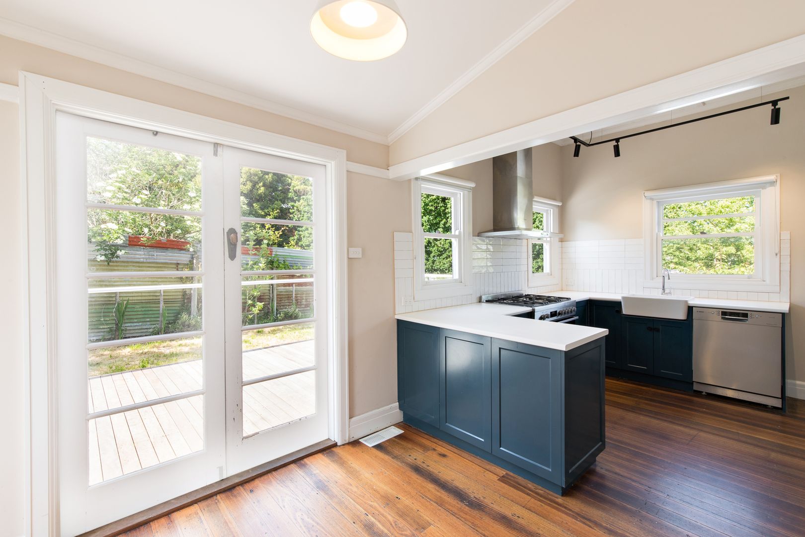 324 Finch Street, Ballarat East VIC 3350 House For Rent 450 Domain