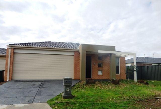 20 Parkfield Court, Deer Park VIC 3023