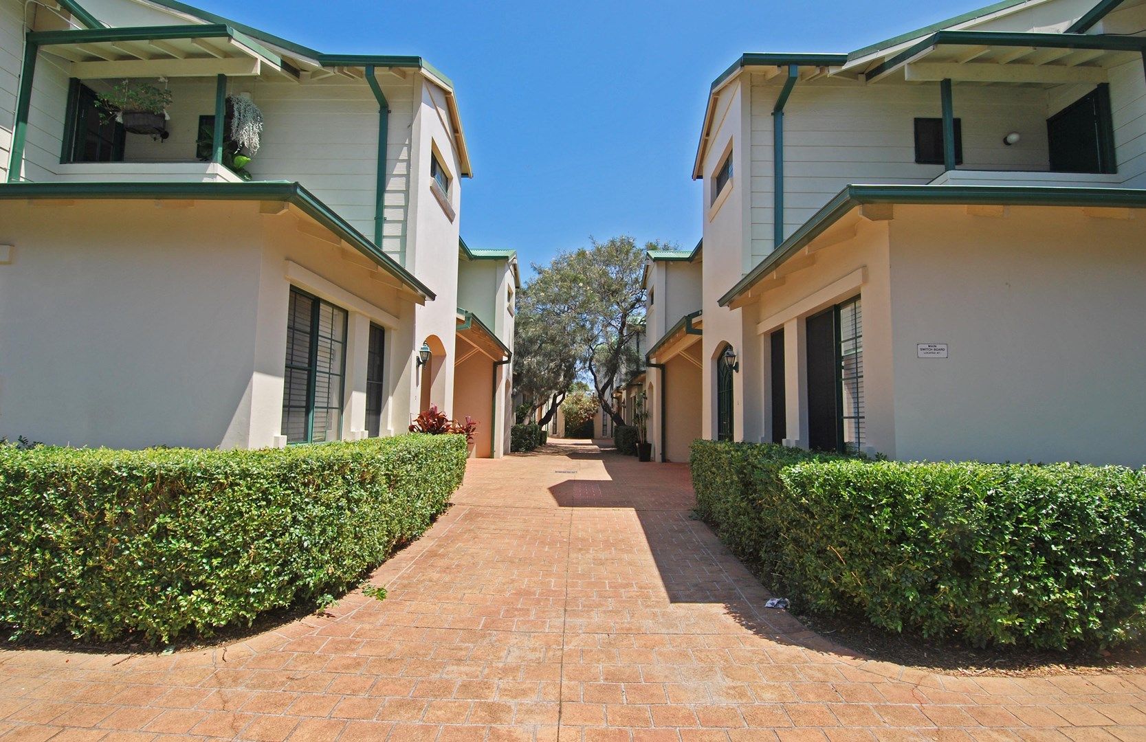 2 bedrooms Townhouse in 6/68-70 Flora Street KIRRAWEE NSW, 2232