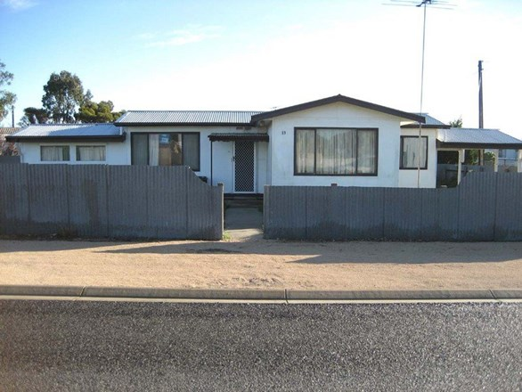 13 Manwurta Street, Clinton SA 5570