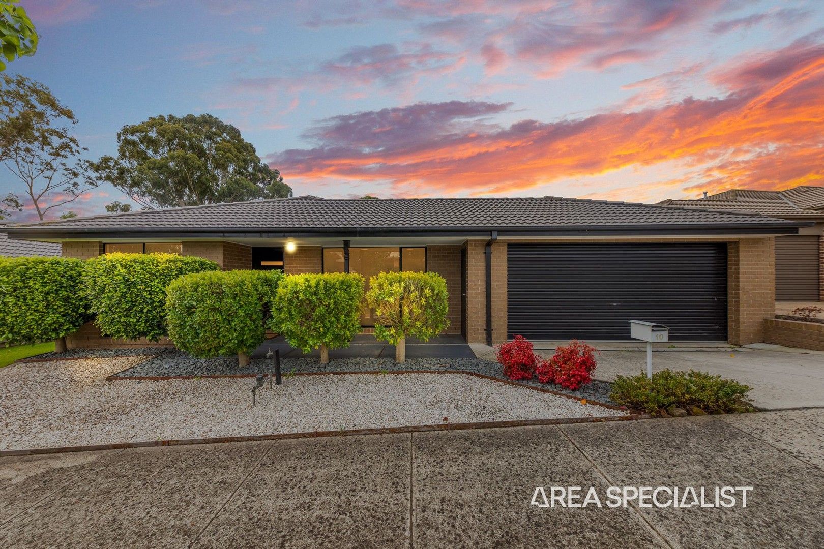 10 Doonie Way, Pakenham VIC 3810, Image 0