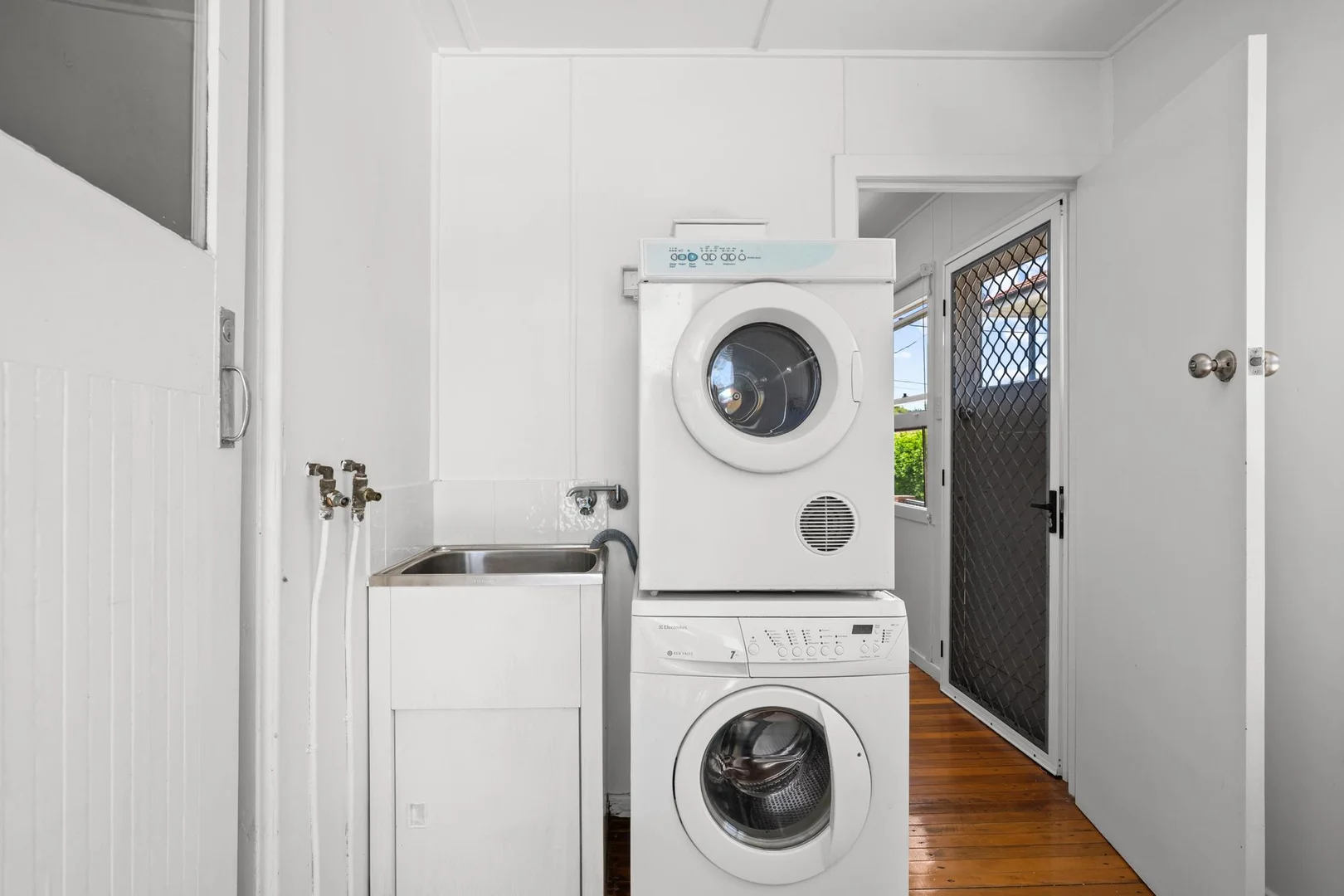 Additional image 8 of 18 Allamanda Street, Fairfield QLD 4103