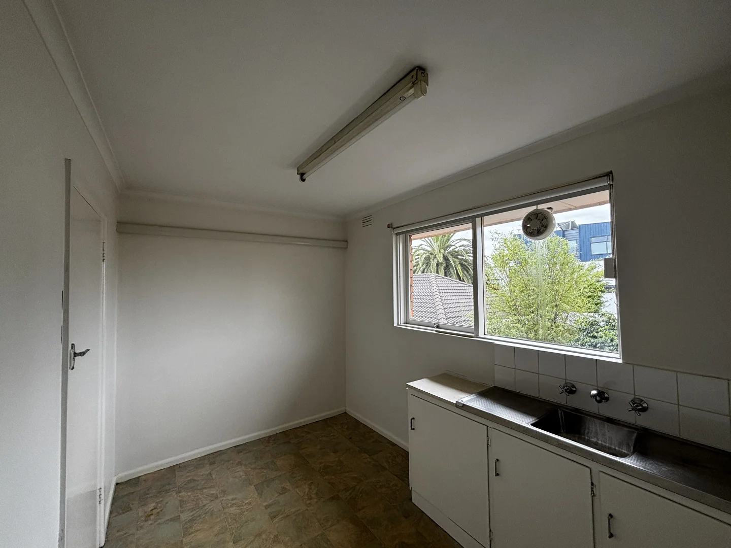 Additional image 5 of 8/9 Lillimur Road, Ormond VIC 3204