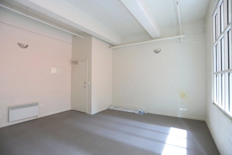 3 bedrooms Apartment / Unit / Flat in 311/639 Little Bourke Street MELBOURNE VIC, 3000