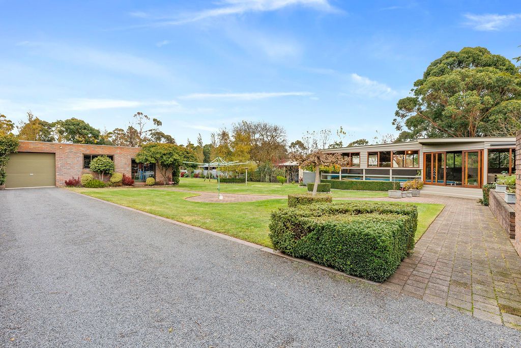 129 Cummins Road, Mount Rowan VIC 3352, Image 2