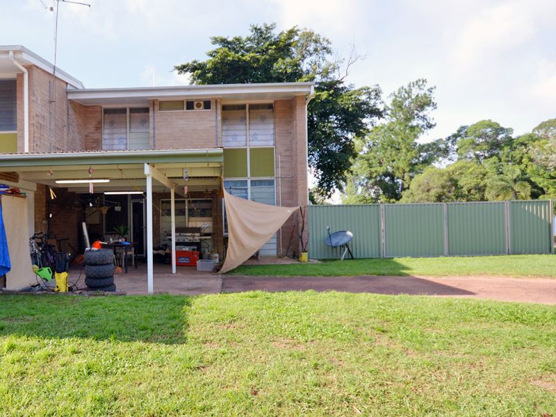 1/12 Merluna Place, Trunding QLD 4874, Image 1