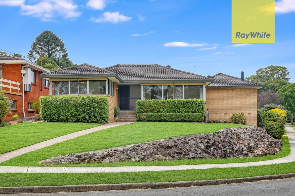 10 Pye Avenue, Northmead NSW 2152