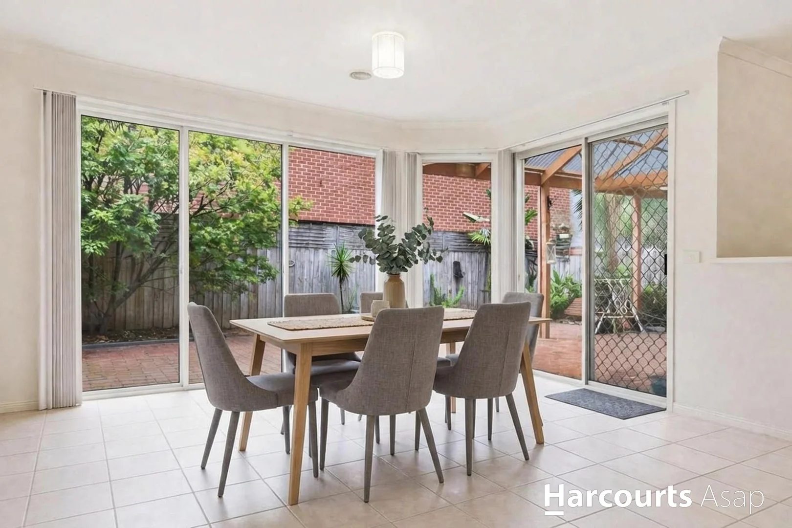 Additional image 8 of 3 Lindsay Crescent, Lynbrook VIC 3975