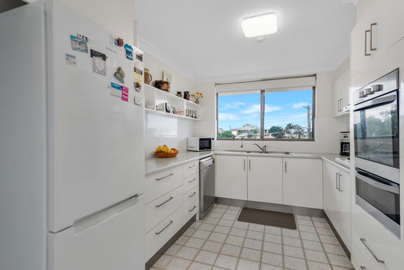 11/8 Paradise Parade, Paradise Point QLD 4216, Image 2