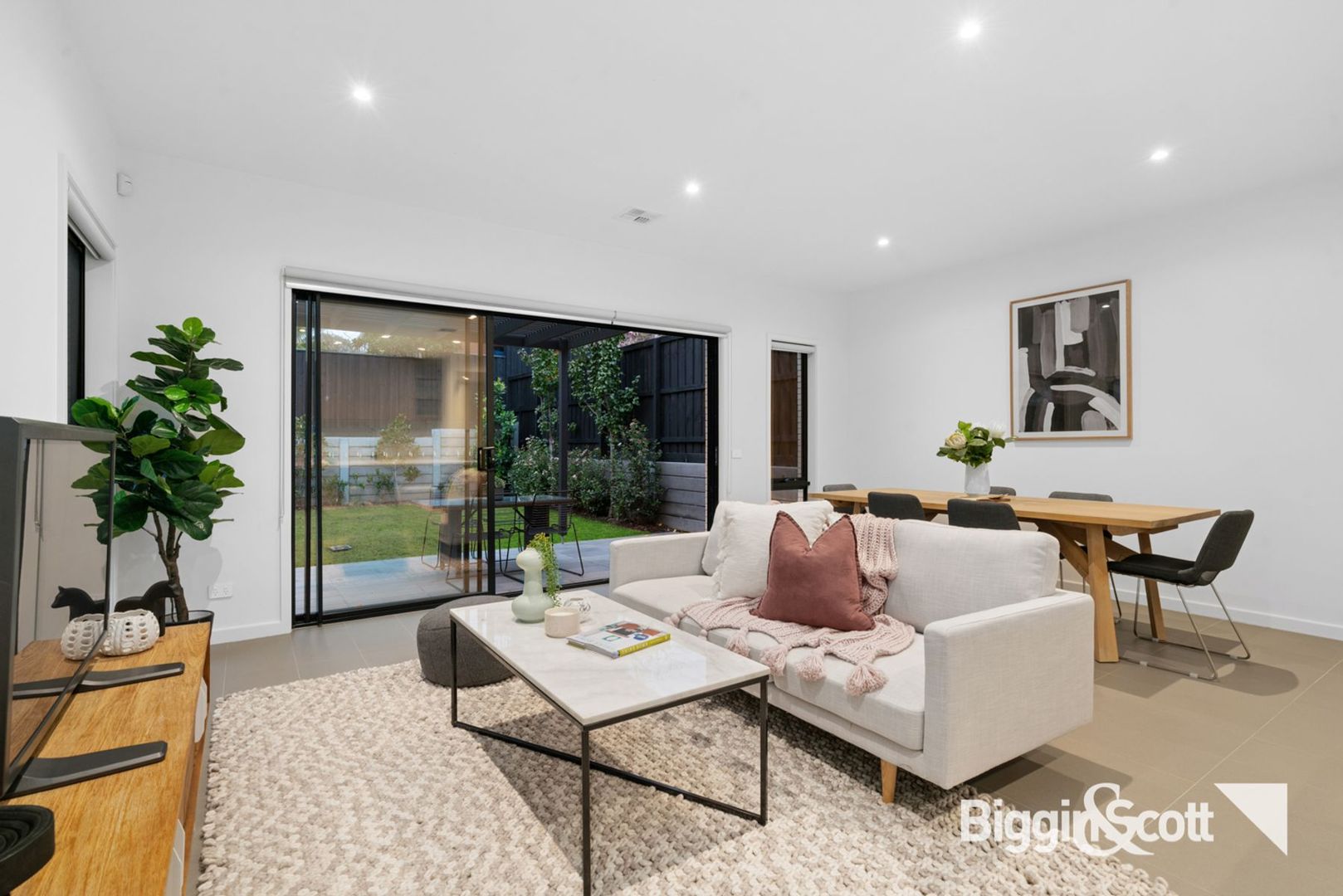 25 Stables Circuit, Doncaster VIC 3108, Image 1