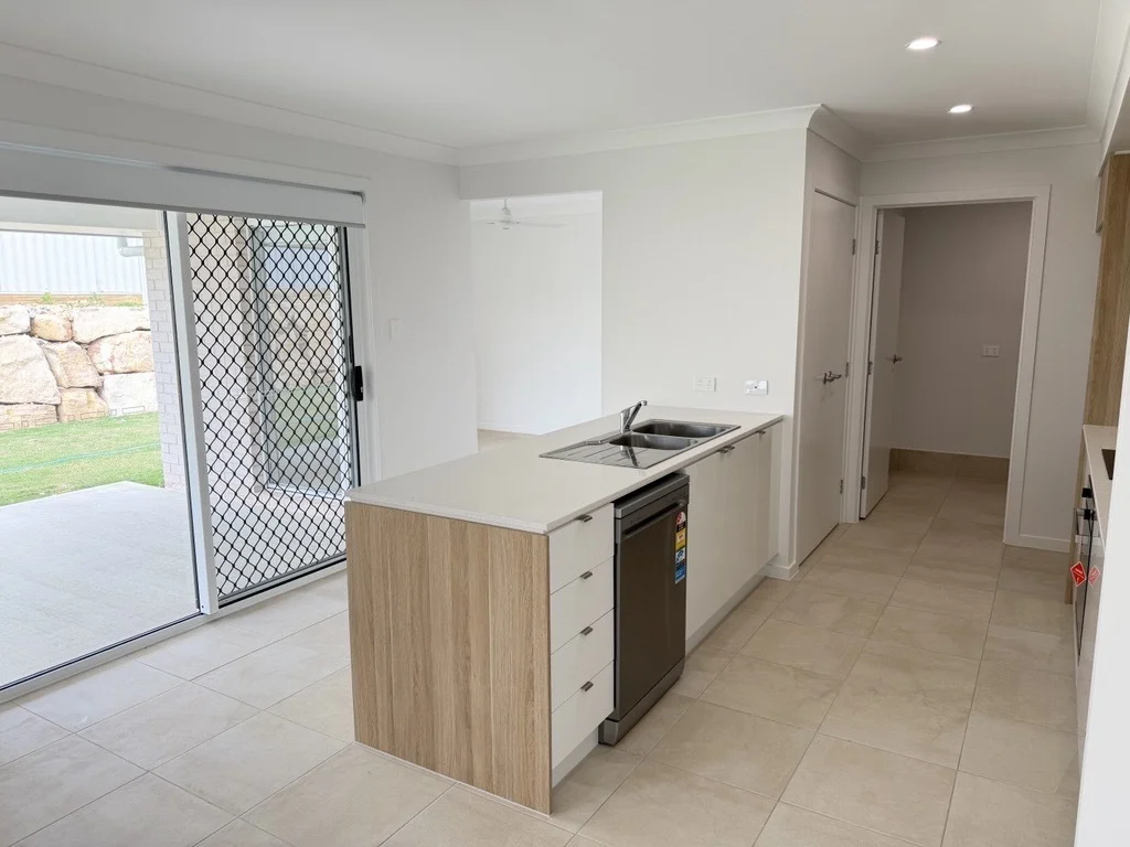 Additional image 6 of 38 West Spring Way, Nikenbah QLD 4655