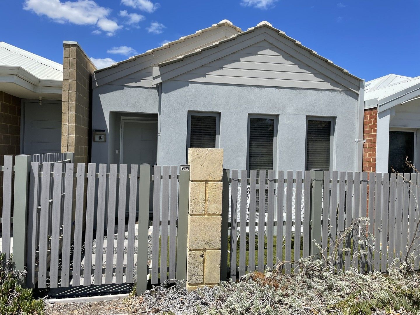 2 bedrooms House in 16 Spiny Lane ALKIMOS WA, 6038