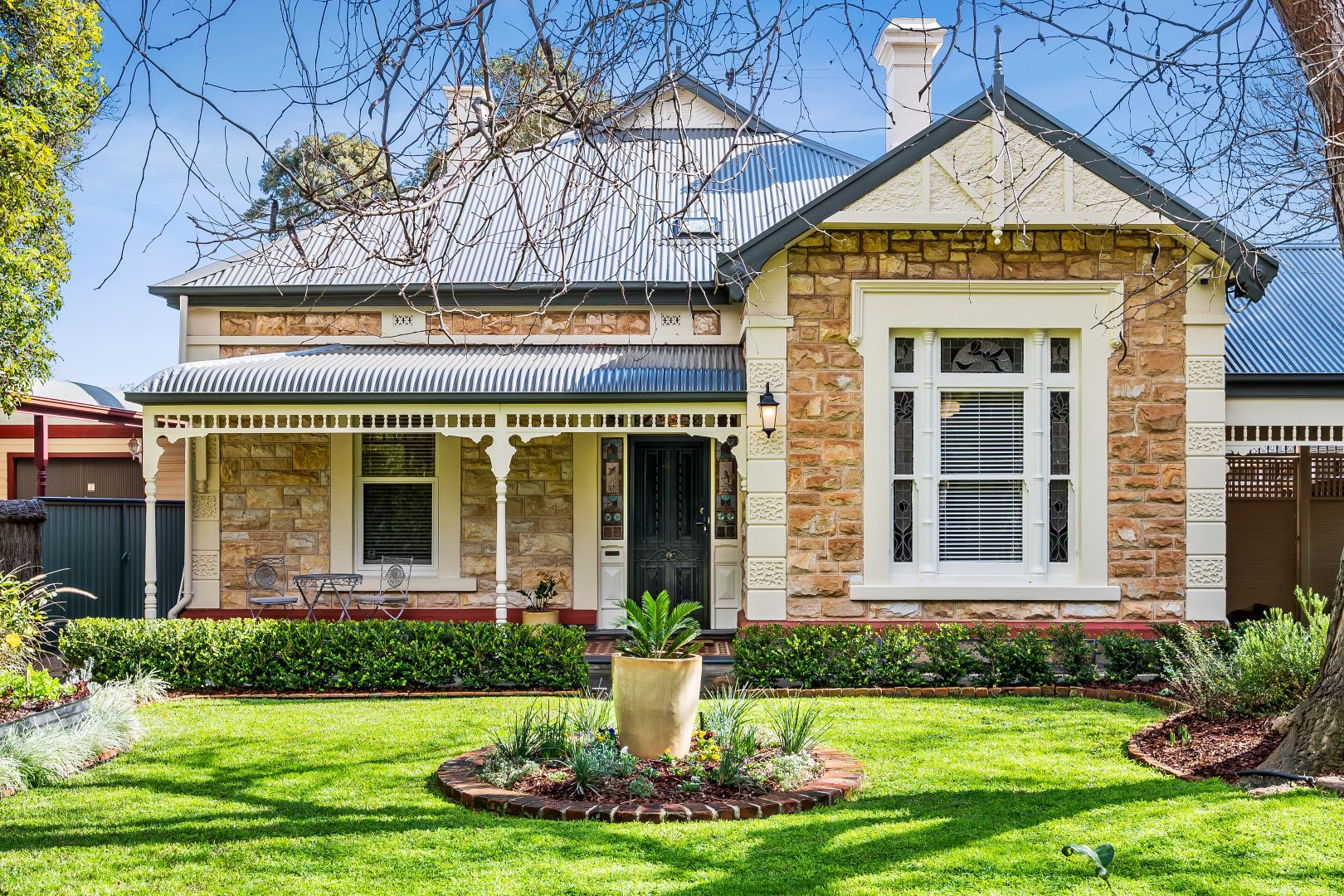 16 Jellicoe Avenue, Kings Par Property History & Address Research Domain