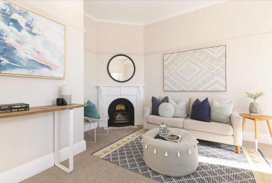 2 bedrooms Apartment / Unit / Flat in 2/14 Reynolds Street CREMORNE NSW, 2090