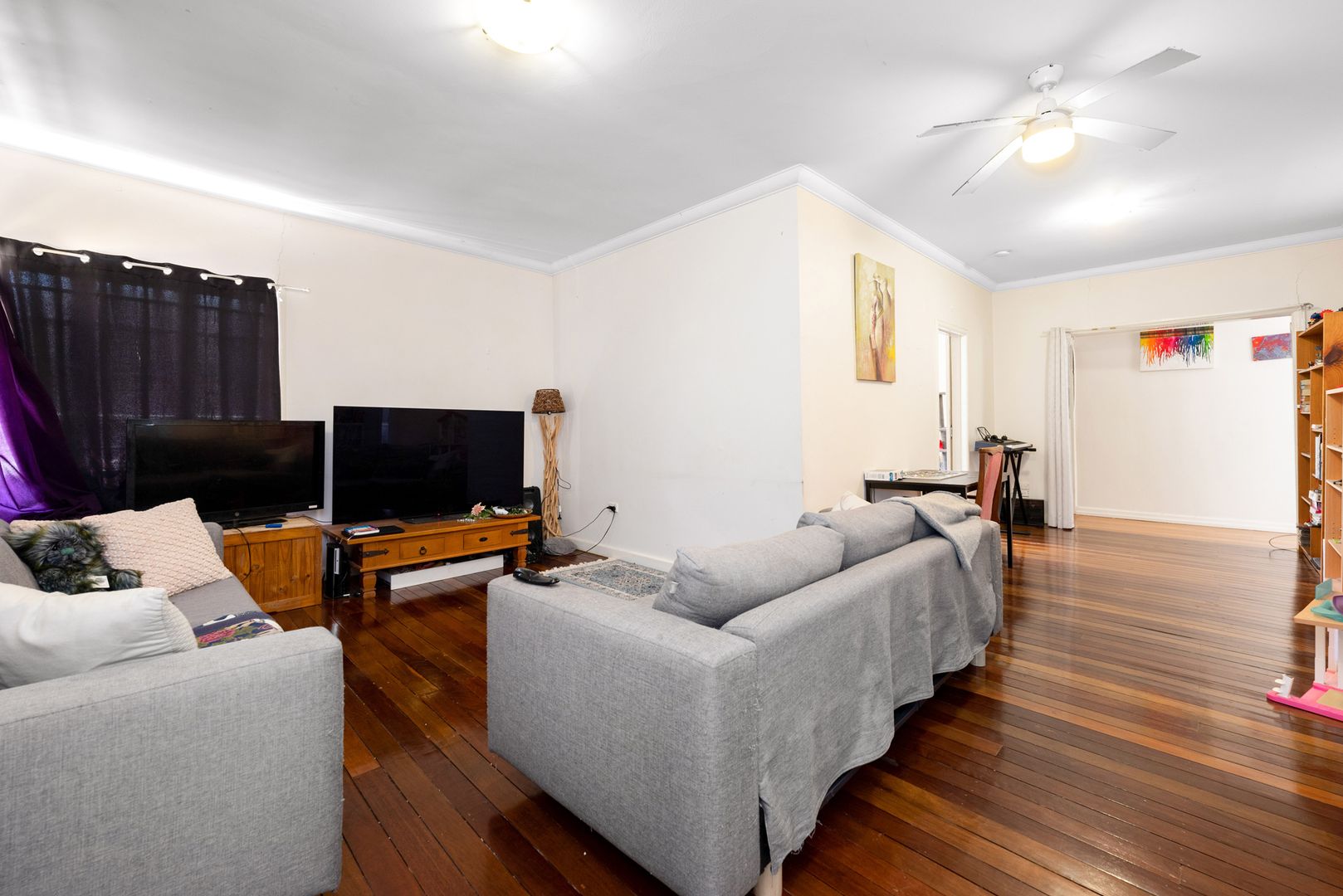 16 Troubridge Street, Mount Gravatt East QLD 4122, Image 2