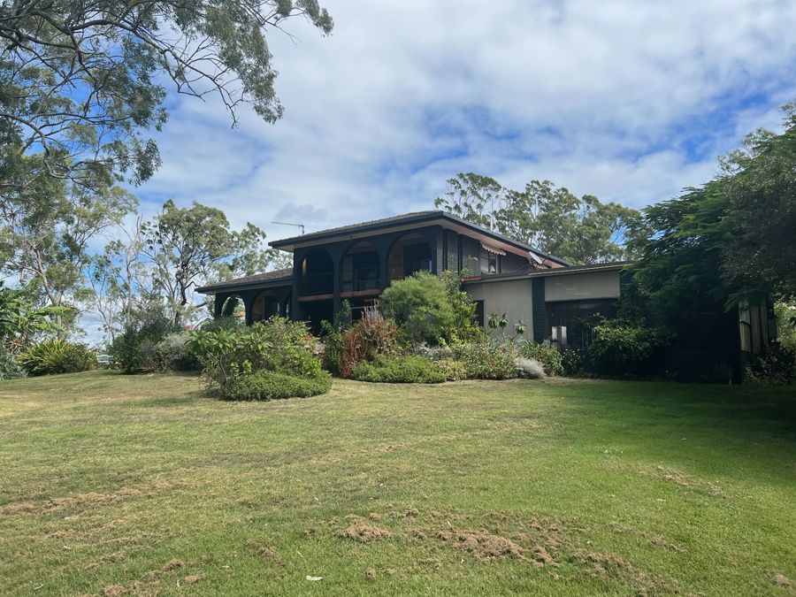 15 Crest Court, Esk QLD 4312 Domain