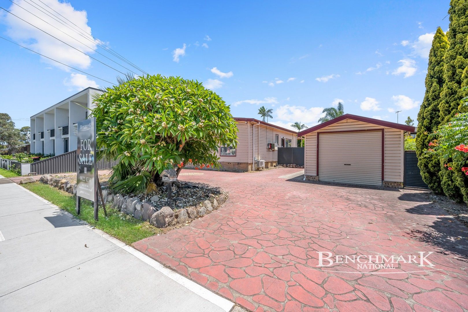 3 bedrooms House in 12 Governor Macquarie Drive CHIPPING NORTON NSW, 2170