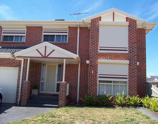 1/4-16 Melaleuca Drive, Meadow Heights VIC 3048