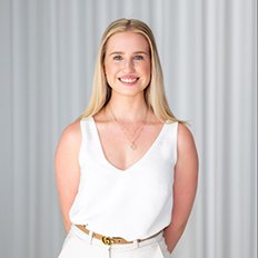 Aimee Jonsson-Harlacz, Sales representative