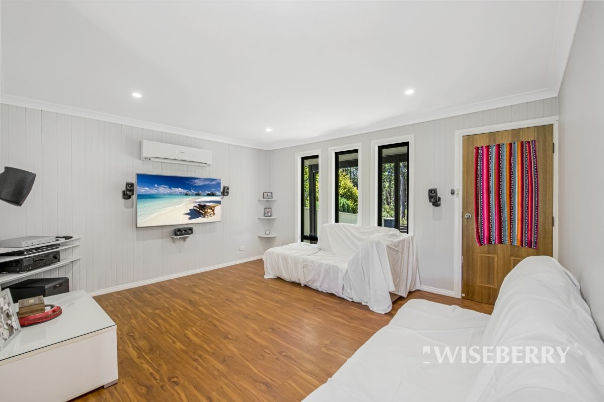 12 Lowana Avenue, Charmhaven NSW 2263, Image 2