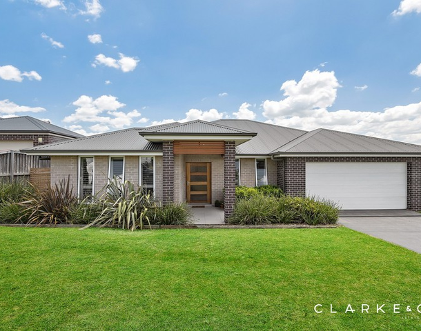 35 Honeysuckle Drive, Aberglasslyn NSW 2320