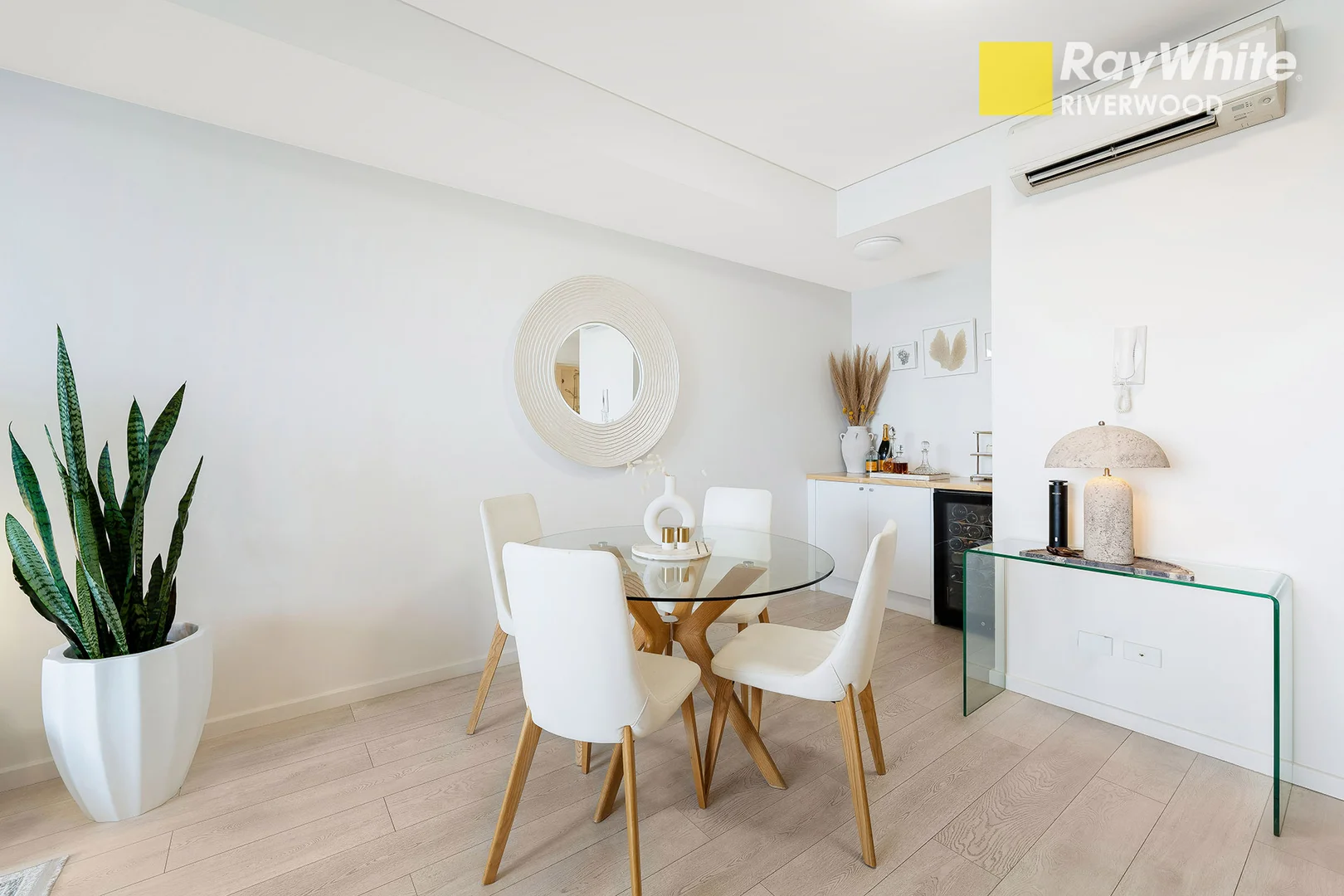 Additional image 2 of 903/11 Washington Avenue, Riverwood NSW 2210