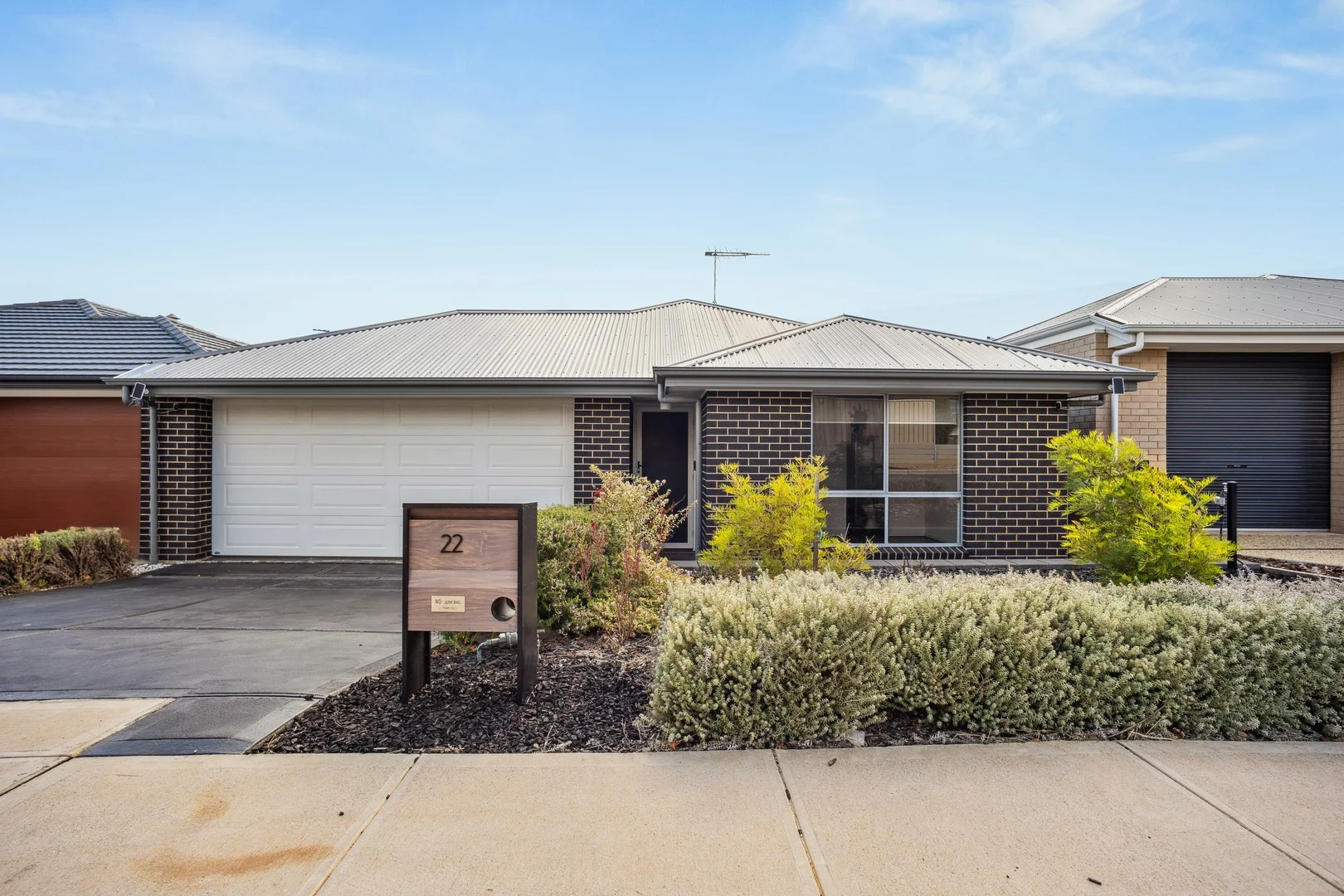 22 Mina Parade, Onkaparinga Heights SA 5163