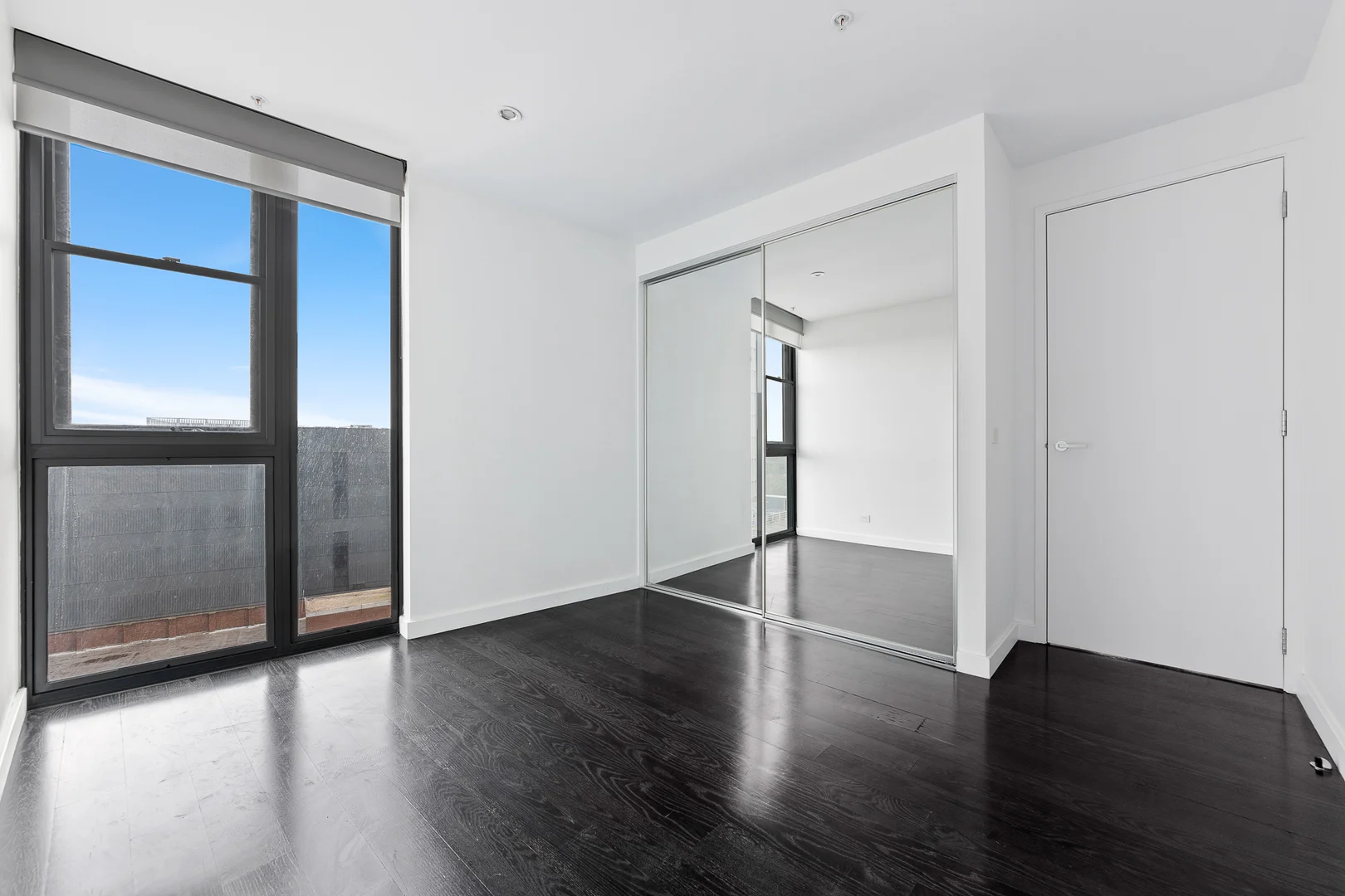 Additional image 7 of 910/338 Kings Way, South Melbourne VIC 3205