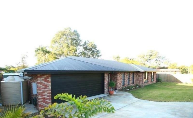 5 bedrooms House in 15A Jackson Road SUNNYBANK HILLS QLD, 4109