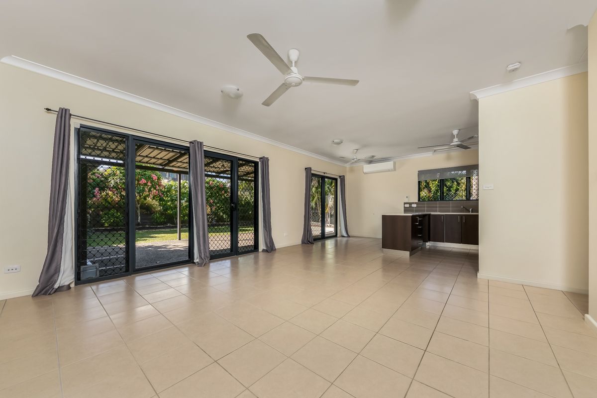 2/12 Scanlan Court, Farrar NT 0830, Image 2