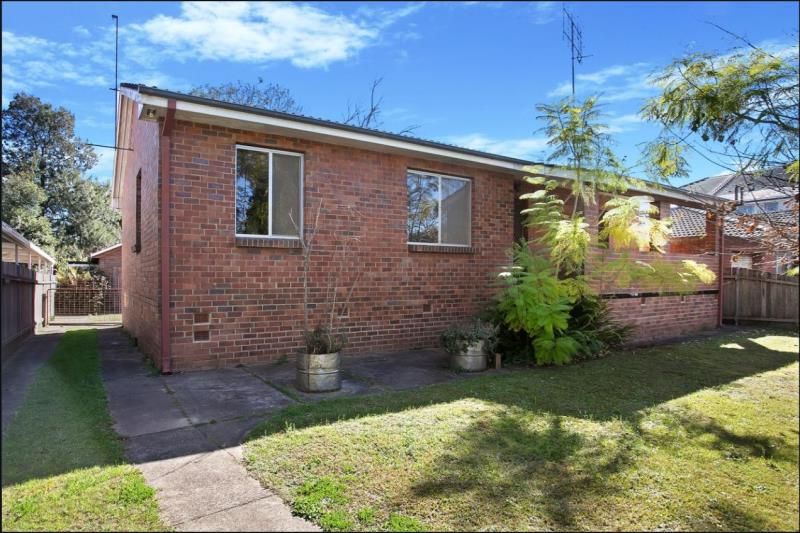 47 Westbank Avenue, Emu Plains NSW 2750 House For Rent 600 Domain