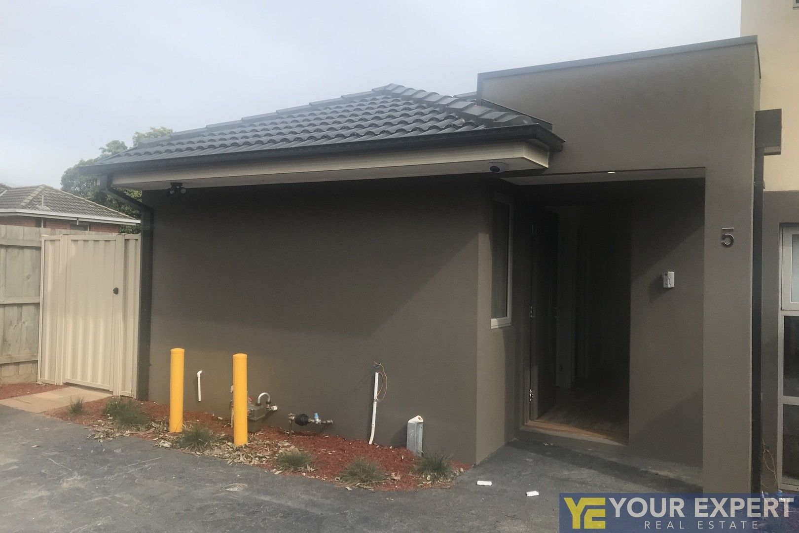 2 bedrooms Apartment / Unit / Flat in 5/110-112 Frawley Road HALLAM VIC, 3803