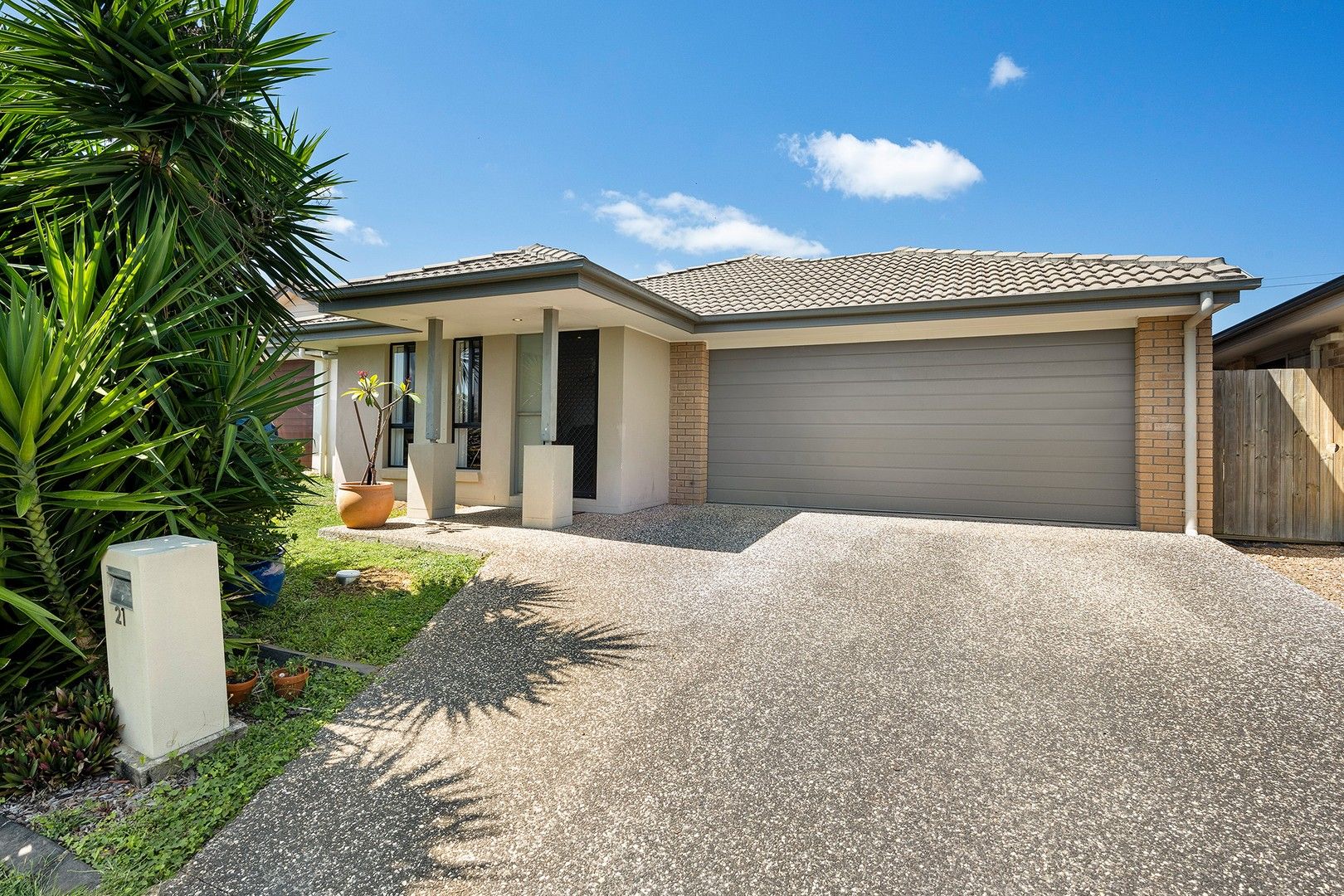 21 Honeyeater Crescent, Dakabin QLD 4503, Image 0