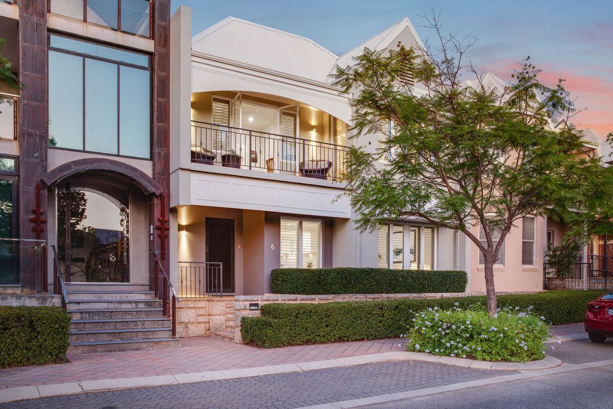 3 bedrooms House in 6 Juniper Bank Way SUBIACO WA, 6008