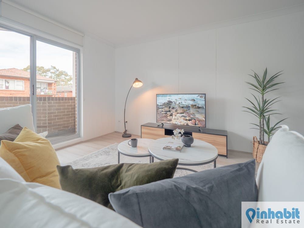 2 bedrooms Apartment / Unit / Flat in 1/37 Park Road HURSTVILLE NSW, 2220