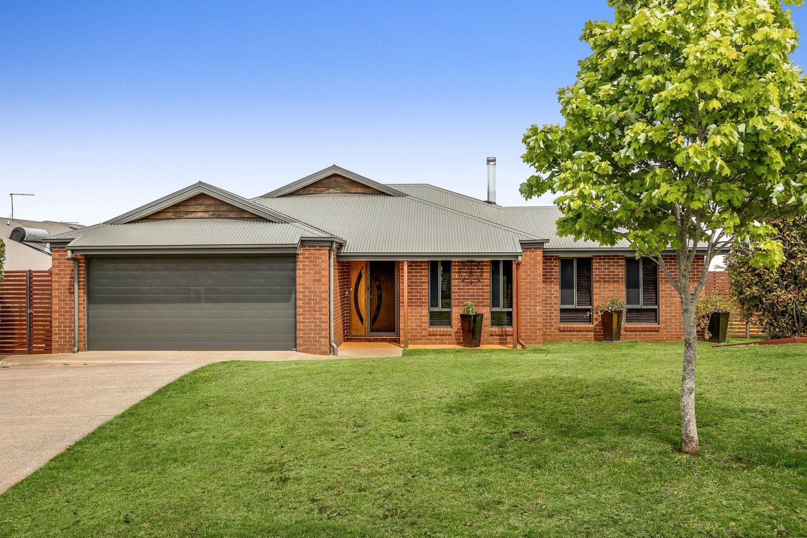 27 Wigan Avenue, Highfields QLD 4352, Image 0