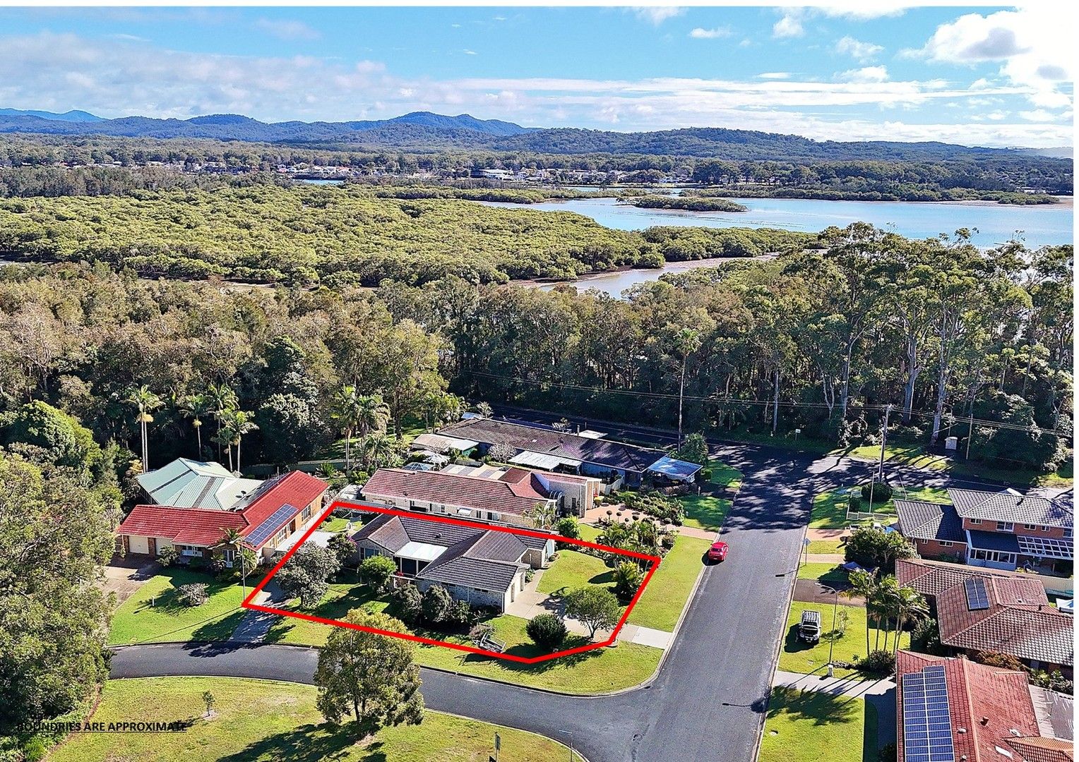 5 Scarborough Way, Dunbogan NSW 2443, Image 0