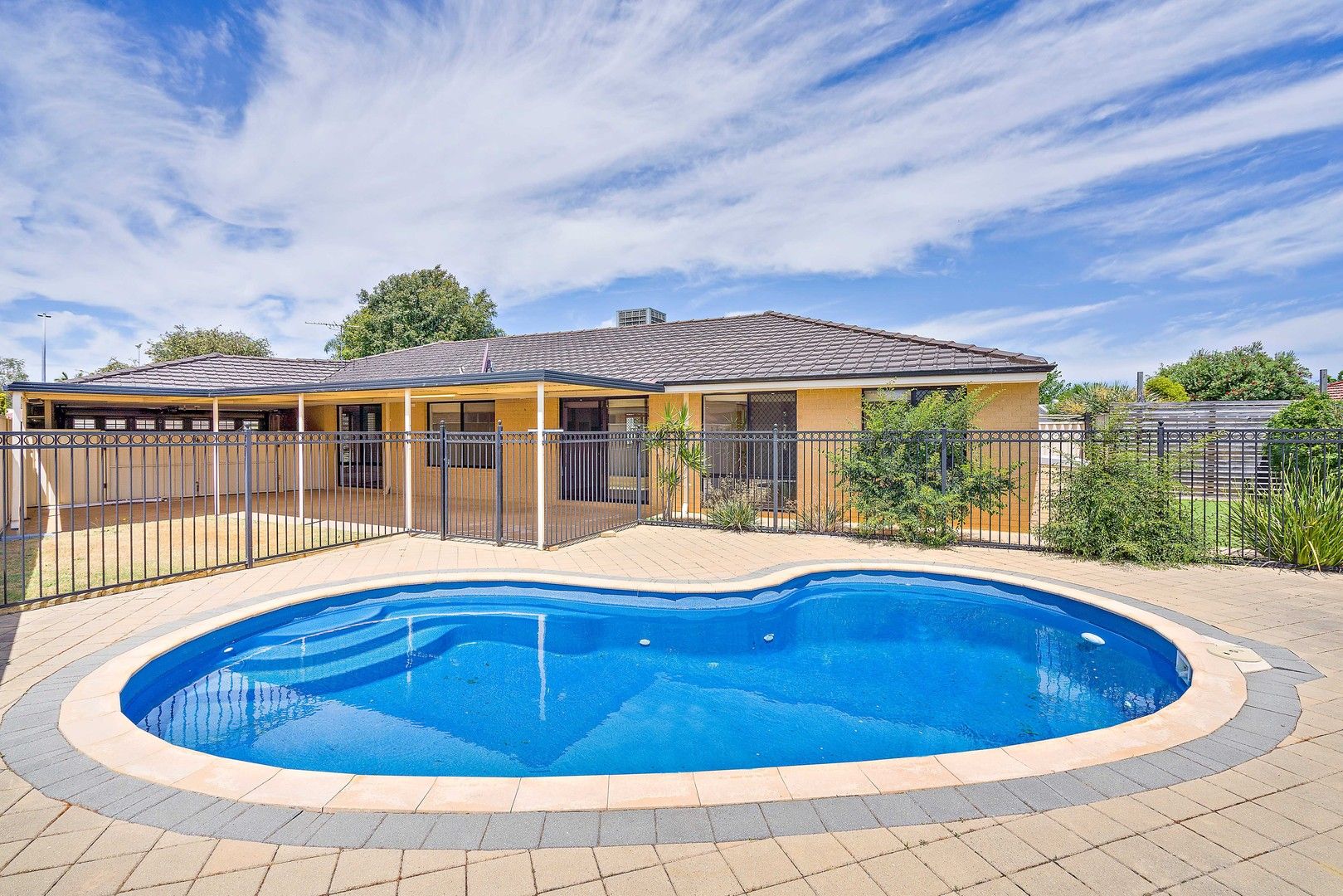 7 Jenniphur Court, Atwell WA 6164, Image 0