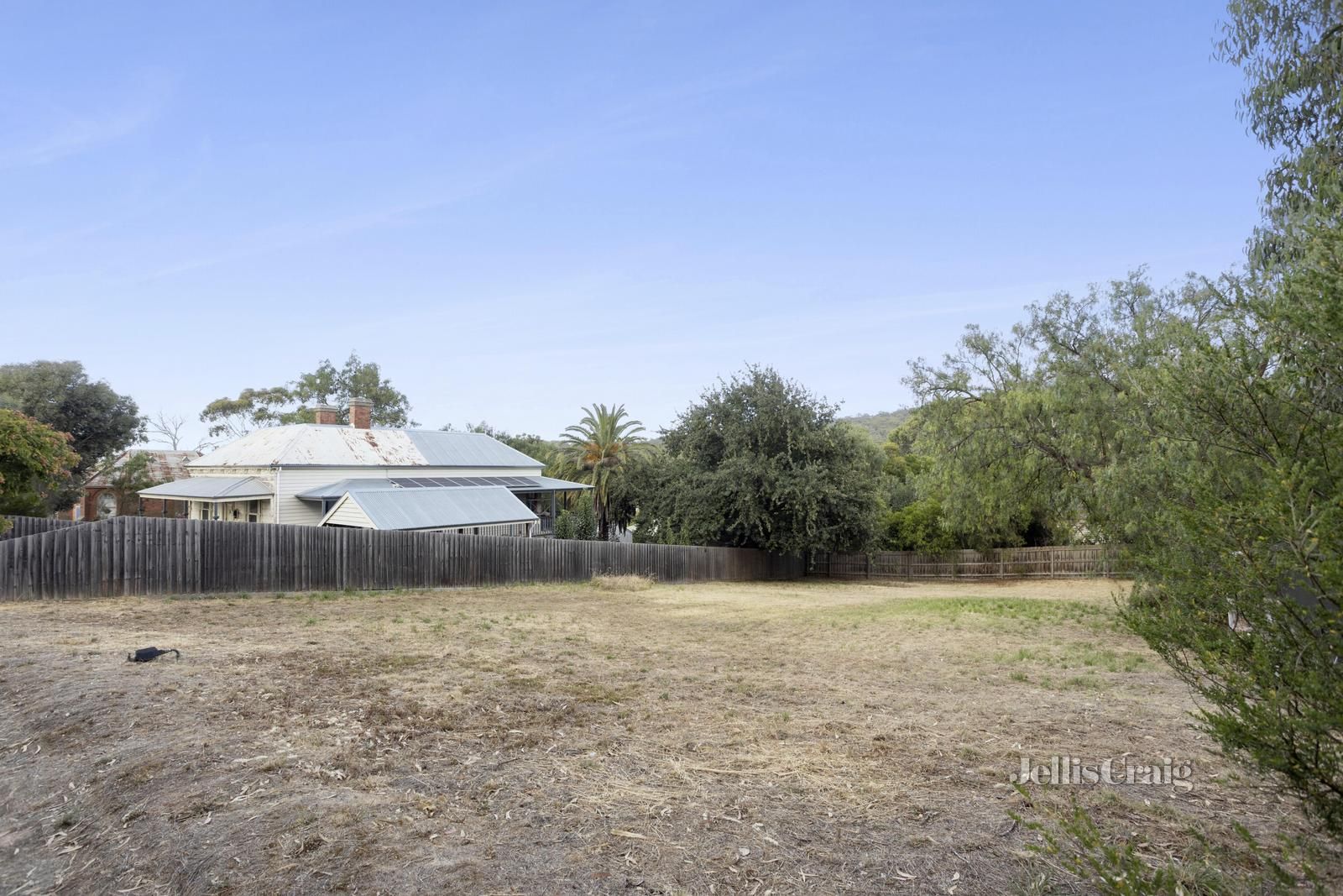 15 Church Street, Maldon VIC 3463, Image 2