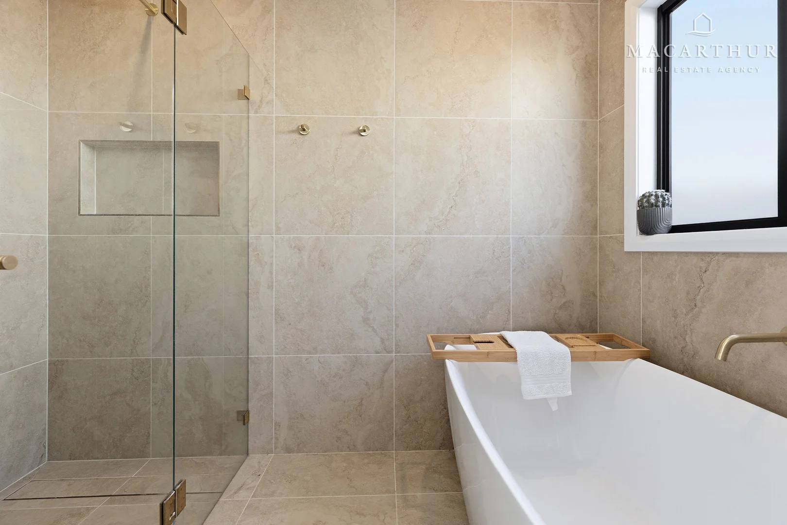 Additional image 17 of 3 Dallas Avenue, Gobbagombalin NSW 2650