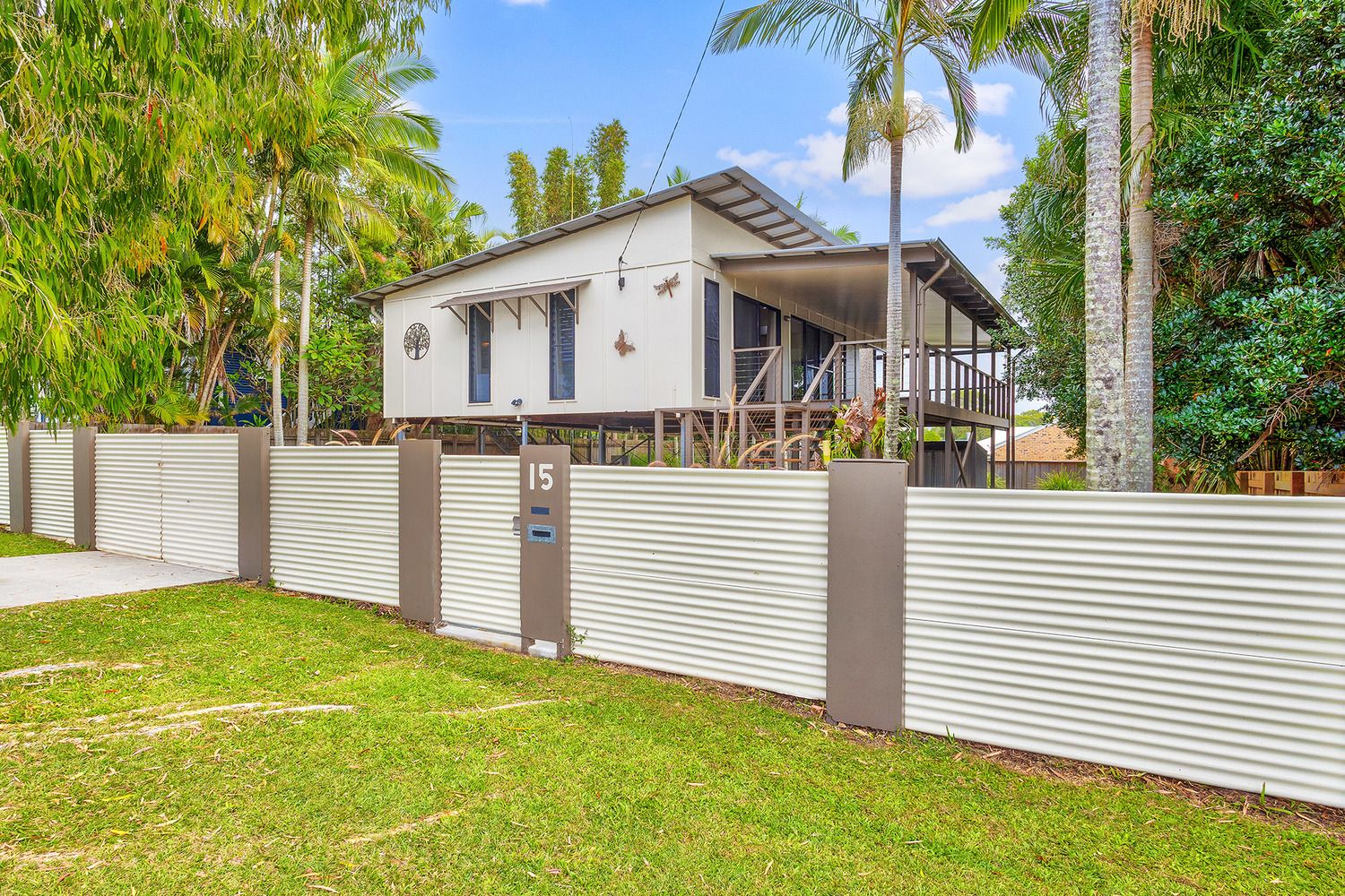 3 bedrooms House in 15 Third Avenue COOLUM BEACH QLD, 4573