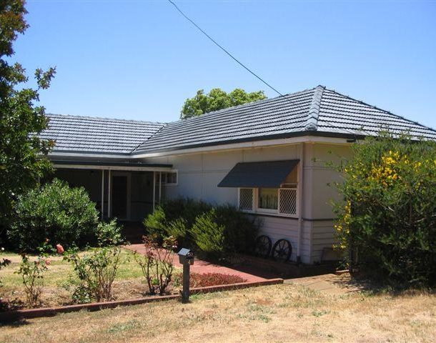 4 Gifford Road, Bridgetown WA 6255