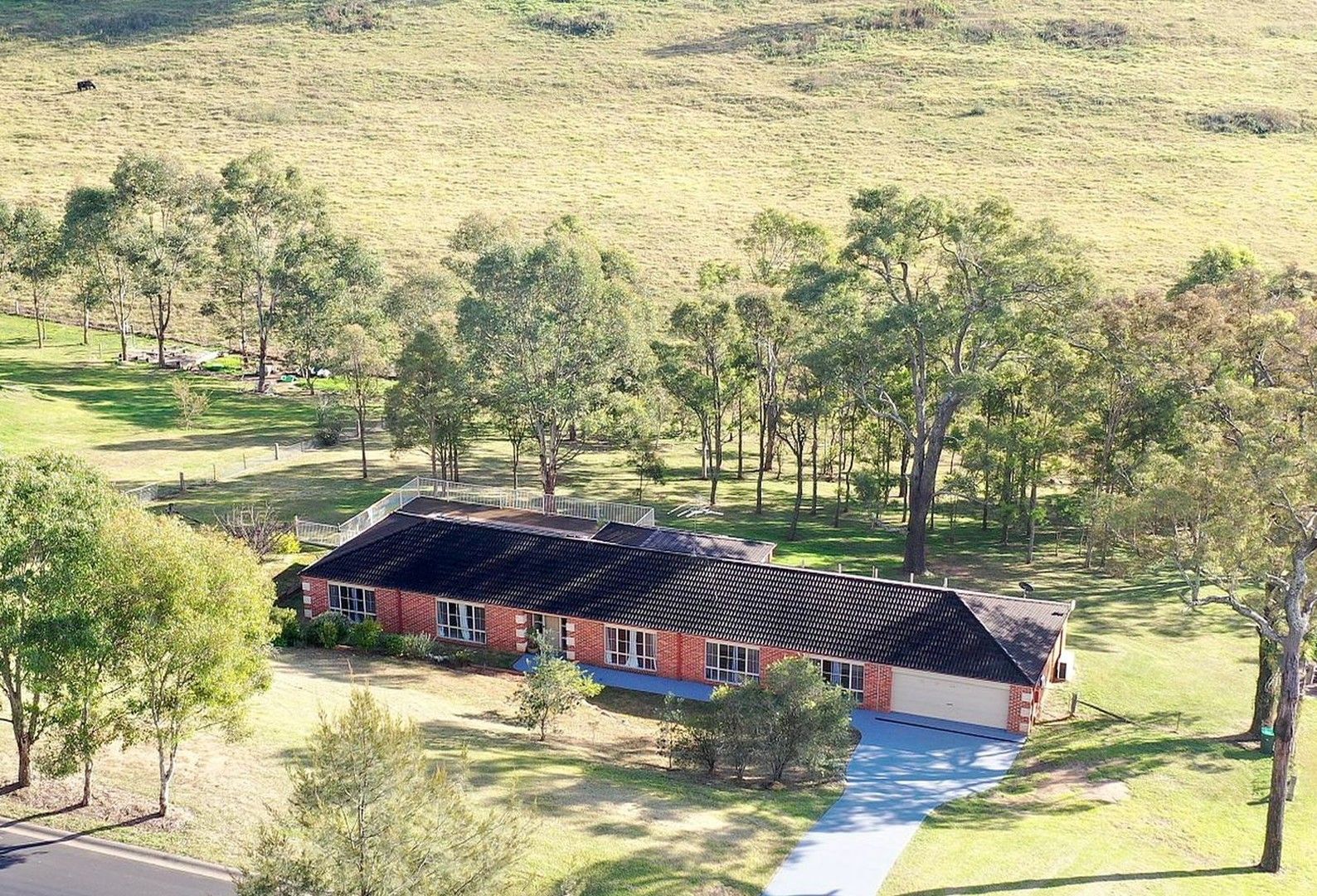 4 bedrooms House in 25 The Ironbarks PICTON NSW, 2571