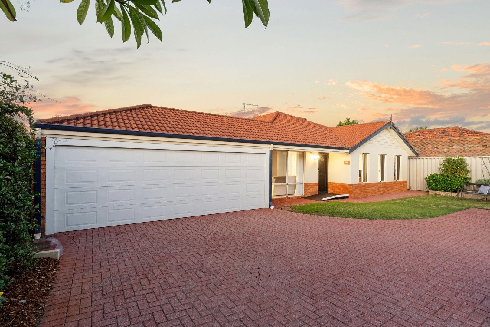 3 bedrooms House in 268A Coode Street BEDFORD WA, 6052