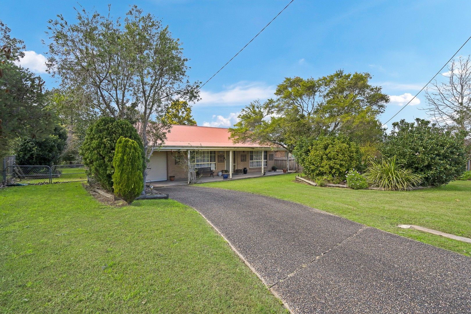 Sold 90 High Street, Wallalong NSW 2320 on 27 Sep 2022 2018001881