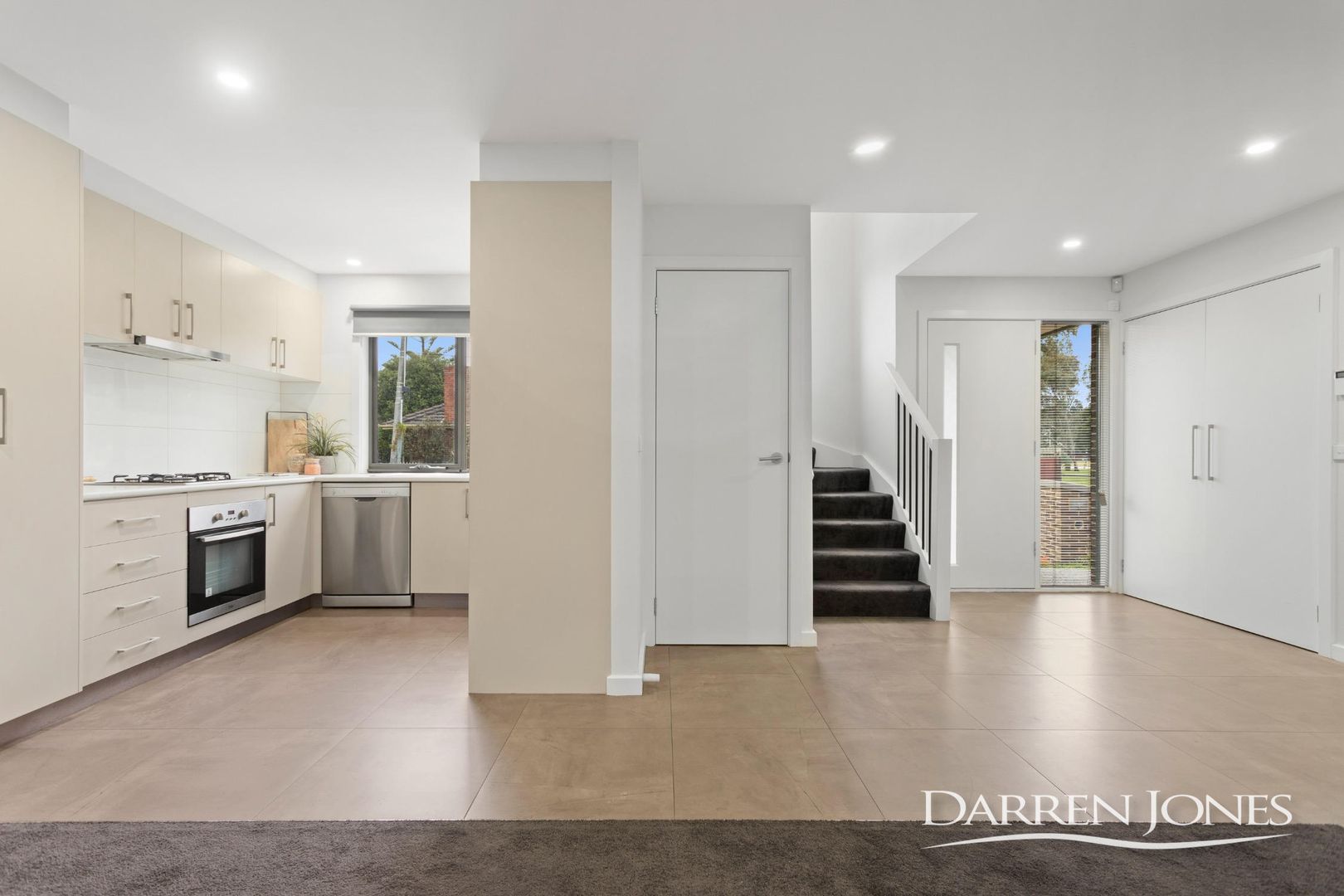 16b Shelley Street, Heidelberg Heights VIC 3081, Image 2