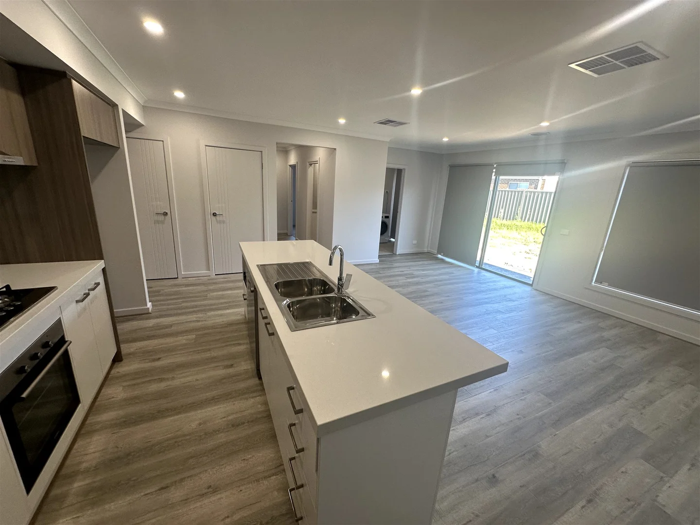 Additional image 7 of 10 Fangorn St, Clyde VIC 3978