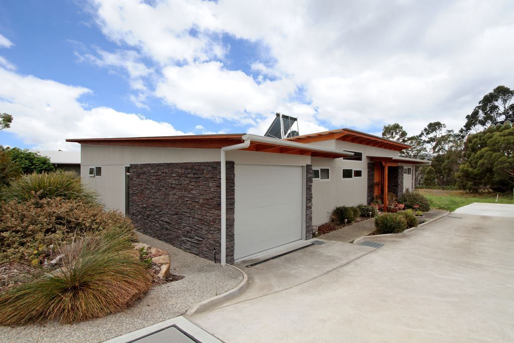 1/11 Staff Road, Electrona TAS 7054, Image 0