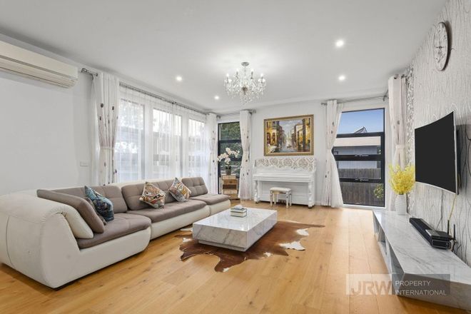 Picture of 5 Towt Lane, BALWYN NORTH VIC 3104