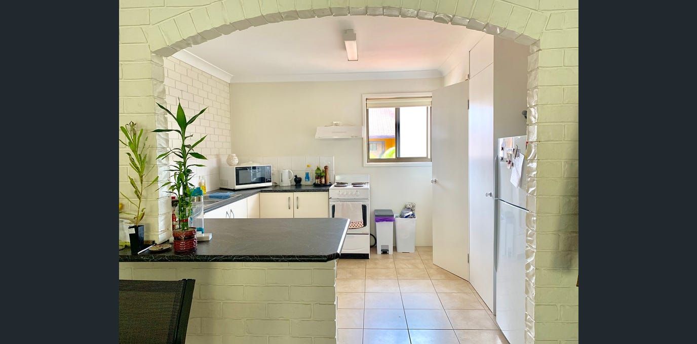 2 bedrooms Apartment / Unit / Flat in 5/18 Duet Drive MERMAID WATERS QLD, 4218